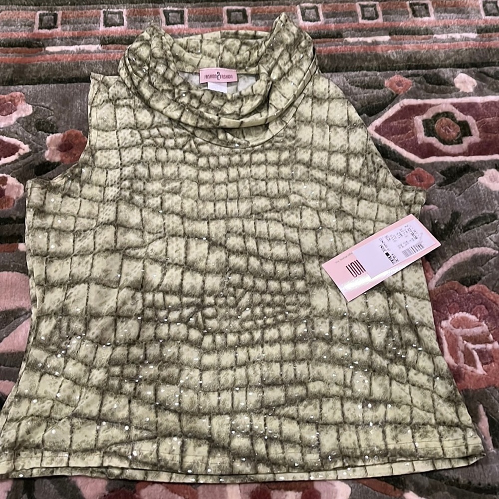 Green Faux Snakeskin Turtle Neck Sleeveless Blouse.